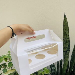 6 CAVITY CUPCAKE BOX WITH HANDLE