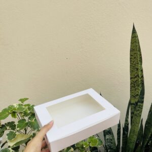 6 BROWNIE BOX- WHITE ( SIZE-8.5*6*1.5)