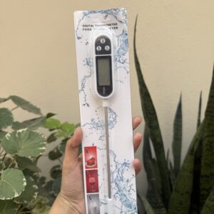 DIGITAL THERMOMETER