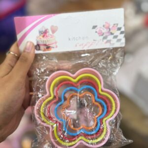 COOKIE CUTTER
