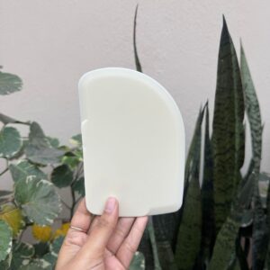 SCRAPPER PLASTIC