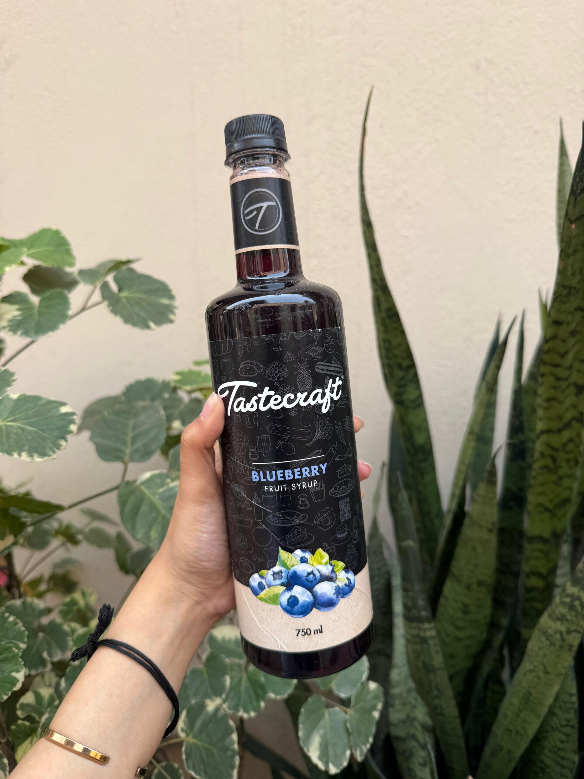 TASTECRAFT BLUEBERRY FRUIT SYRUP – 750 ML PACK