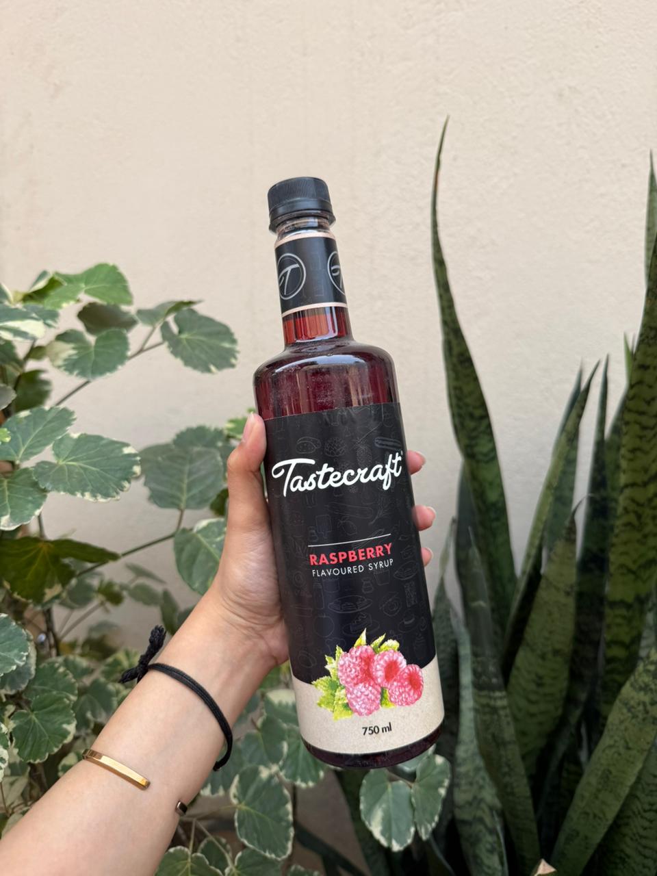 TASTECRAFT RASPBERRY FLAVOURED SYRUP – 750 ML PACK