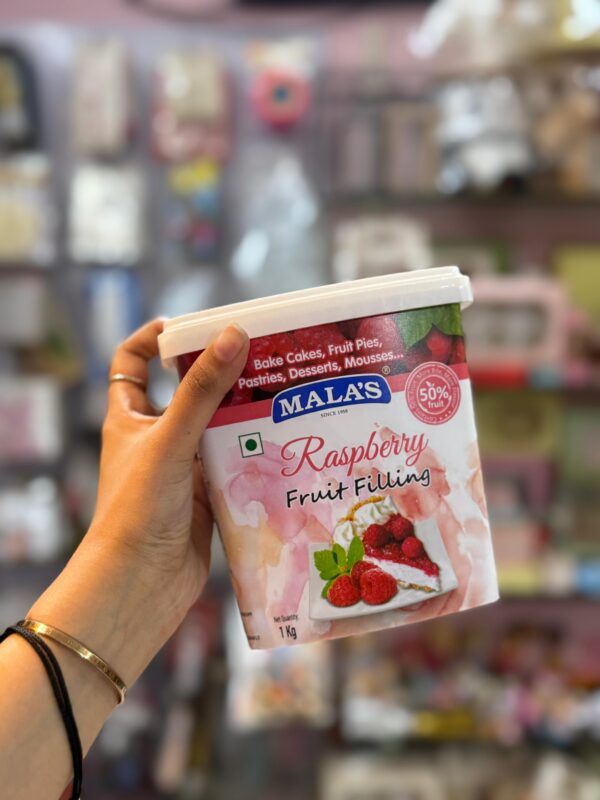 Mala Raspberry Flavor MALA’S RASPBERRY FRUIT FILLING – 1KG PACK – Decorate It Kolkata